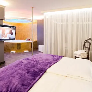 4* Hotell Plaza Design